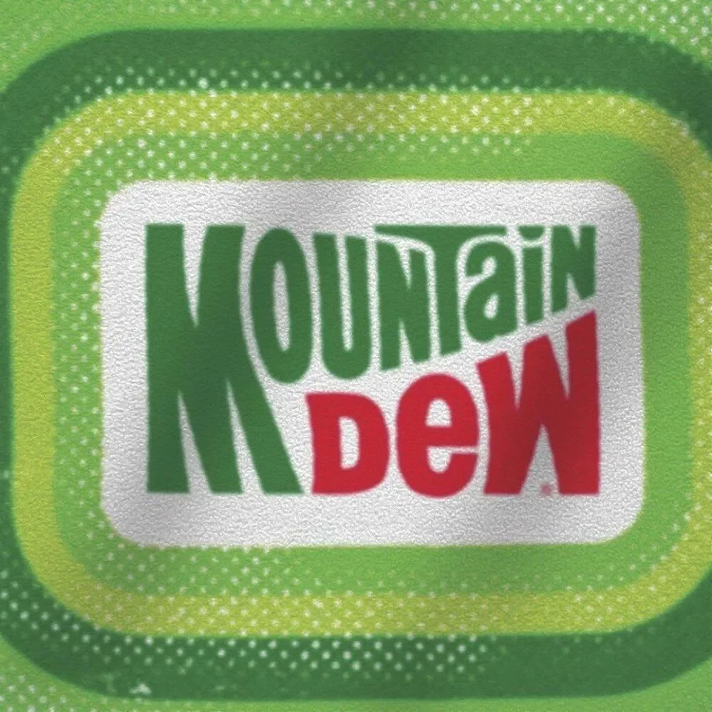 Mt. Dew Throwback SNUGGIE The Original Wearable Soft Fleece Gamer Blanket NEW